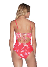 Laden Sie das Bild in den Galerie-Viewer, Model Back: Maaji Une Pièce Scarlet Goddess

