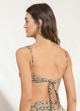 Charger l&#39;image dans la galerie, Image 04: Maaji Haut Top Bailey Joile Python
