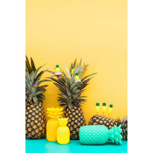 Carica l&#39;immagine nel visualizzatore di Gallery, Ananas-Kuchenkerze
