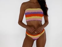 Laden und Abspielen von Videos im Galerie-Viewer, Video: Luli Fama Haut Top Tube Miami Sunsets
