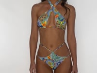 Carica e avvia il video nel visualizzatore di galleria, Video: Luli Fama Ensemble Cross Diamond Amalfi
