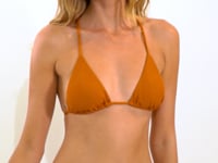 Laden und Abspielen von Videos im Galerie-Viewer, Video: Rio De Sol Haut Top Ferrugo Tri-Aya
