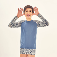 Laden Sie das Bild in den Galerie-Viewer, Rash Guard Kids Costela Aco Off White UPF50+
