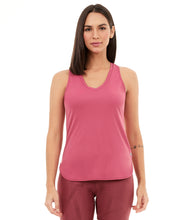 Carica l&#39;immagine nel visualizzatore di Gallery, Regata Skin Fit Alongada Gola V Roxo Reset

