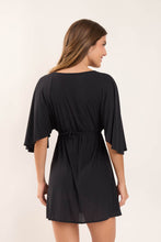 Carica l&#39;immagine nel visualizzatore di Gallery, Model Back: Rio De Sol Vêtement De Plage Black Mini Dress
