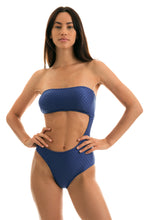Charger l&#39;image dans la galerie, Model Front: Rio De Sol Une Pièce Body Kiwanda Denim Rio
