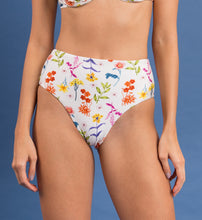 Laden Sie das Bild in den Galerie-Viewer, Image 12: Rio De Sol Bas Bottom Countryside Hotpants
