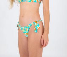 Laden Sie das Bild in den Galerie-Viewer, Gallery: Rio De Sol Bas Bottom Dubai Italy
