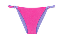 Laden Sie das Bild in den Galerie-Viewer, Product Front: Rio De Sol Bas Bottom Malibu-Rosa Essential-Rev
