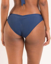 Laden Sie das Bild in den Galerie-Viewer, Product Back: Rio De Sol Bas Bottom Navy Mel-Comfy
