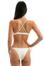 Charger l&#39;image dans la galerie, Model Back: Rio De Sol Bas Bottom Perola Tri Arg
