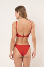 Carica l&#39;immagine nel visualizzatore di Gallery, Model Back: Rio De Sol Bas Bottom Shimmer-Liquor Essential-Comfy
