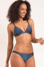 Laden Sie das Bild in den Galerie-Viewer, Image 12: Rio De Sol Bas Bottom Shimmer-Shark Essential-Comfy
