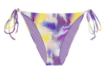 Laden Sie das Bild in den Galerie-Viewer, Product Front: Rio De Sol Bas Bottom Tiedye-Purple Ibiza-Comfy
