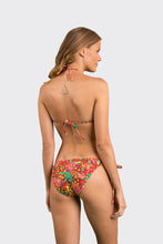 Laden Sie das Bild in den Galerie-Viewer, Model Back: Rio De Sol Bas Bottom Tropics Ibiza-Comfy
