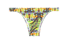 Laden Sie das Bild in den Galerie-Viewer, Product Front: Rio De Sol Bas Calcinha Corujas
