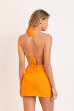 Laden Sie das Bild in den Galerie-Viewer, Model Back: Rio De Sol Jupe De Page Dots-Mango Skirt-Knot
