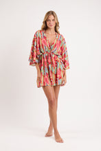 Carica l&#39;immagine nel visualizzatore di Gallery, Model Front: Rio De Sol Robe De Plage Sea-Bloom Kaftan Bel
