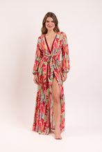 Carica l&#39;immagine nel visualizzatore di Gallery, Model Front: Rio De Sol Vêtement De Plage Sea-Bloom Long Dress Verona
