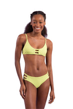 Carica l&#39;immagine nel visualizzatore di Gallery, Model Front: Rio De Sol Ensemble Set Bora-Citrus Bra-Trio Madrid-Trio
