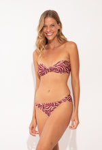 Laden Sie das Bild in den Galerie-Viewer, Image 04: Rio De Sol Ensemble Set Dune Bandeau-Joy Mel-Comfy
