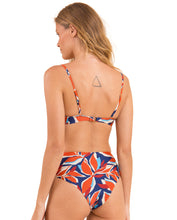 Charger l&#39;image dans la galerie, Image 07: Rio De Sol Ensemble Set Leaves Bandeau-Joy Hotpants
