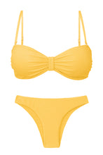 Laden Sie das Bild in den Galerie-Viewer, Product Front: Rio De Sol Ensemble Set Malibu-Yellow Bandeau-Duo Essential
