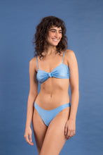 Laden Sie das Bild in den Galerie-Viewer, Image 12: Rio De Sol Ensemble Set Shimmer-Baltic-Sea Bandeau-Joy Essential
