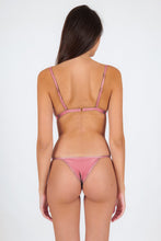 Charger l&#39;image dans la galerie, Model Back: Rio De Sol Ensemble Set Shimmer-Confetti Tri-Fixo California
