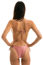 Laden Sie das Bild in den Galerie-Viewer, Model Back: Rio De Sol Haut Top Callas Invisible
