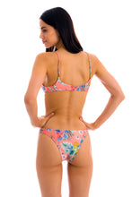 Laden Sie das Bild in den Galerie-Viewer, Model Back: Rio De Sol Haut Top Frutti Bralette
