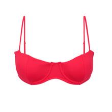 Laden Sie das Bild in den Galerie-Viewer, Product Front: Rio De Sol Haut Top Hibiscus Coral
