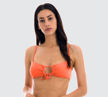 Carica l&#39;immagine nel visualizzatore di Gallery, Model Front: Rio De Sol Haut Top Light-Peach Mila
