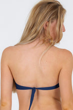 Laden Sie das Bild in den Galerie-Viewer, Image 07: Rio De Sol Haut Top Navy Twist
