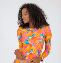 Charger l&#39;image dans la galerie, Gallery: Rio De Sol Haut Top Orange-Bloom Rash-Guard
