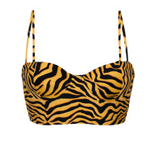 Laden Sie das Bild in den Galerie-Viewer, Product Front: Rio De Sol Haut Top Wild-Orange Balconet-Anna

