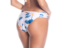 Carica l&#39;immagine nel visualizzatore di Gallery, Model Back: Saha Bas Bottom Cumbia Floral Sweetness
