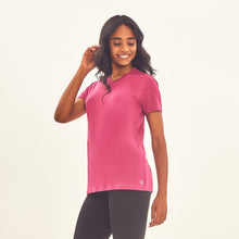 Laden Sie das Bild in den Galerie-Viewer, T-Shirt Sport Fit Fuchsia UPF50+
