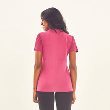 Laden Sie das Bild in den Galerie-Viewer, T-Shirt Sport Fit Fuchsia UPF50+
