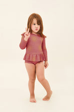 Charger l&#39;image dans la galerie, Model Front: Uv Line Maillot De Bain Bébé Baby Shine Malva Up50+
