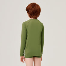 Laden Sie das Bild in den Galerie-Viewer, Model Back: Uv Line T-Shirt Longsleeve Uvrpo Inf Verde Militar Upf50+
