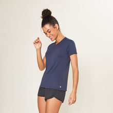 Laden Sie das Bild in den Galerie-Viewer, Image 02: Uv Line Fitness Haut Sport Fit Fem Marinho Upf50+
