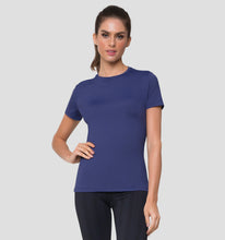 Carica l&#39;immagine nel visualizzatore di Gallery, Model Back: Uv Line Fitness Haut Uvpro Br Mc Marinho Fem
