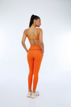 Carica l&#39;immagine nel visualizzatore di Gallery, Hyper Regulagem No Cos Laranja Orangeade Leggings
