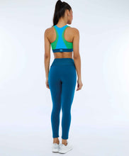 Laden Sie das Bild in den Galerie-Viewer, Legging Supplex Com Laser No Cos Verde Deep
