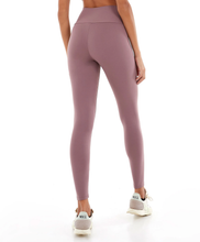 Laden Sie das Bild in den Galerie-Viewer, Legging Up c02 Termo Marrom Taupe
