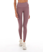 Laden Sie das Bild in den Galerie-Viewer, Legging Up c02 Termo Marrom Taupe
