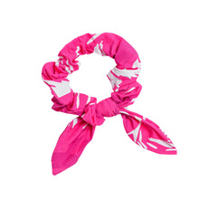 Laden Sie das Bild in den Galerie-Viewer, Pink-Palms Scrunchie
