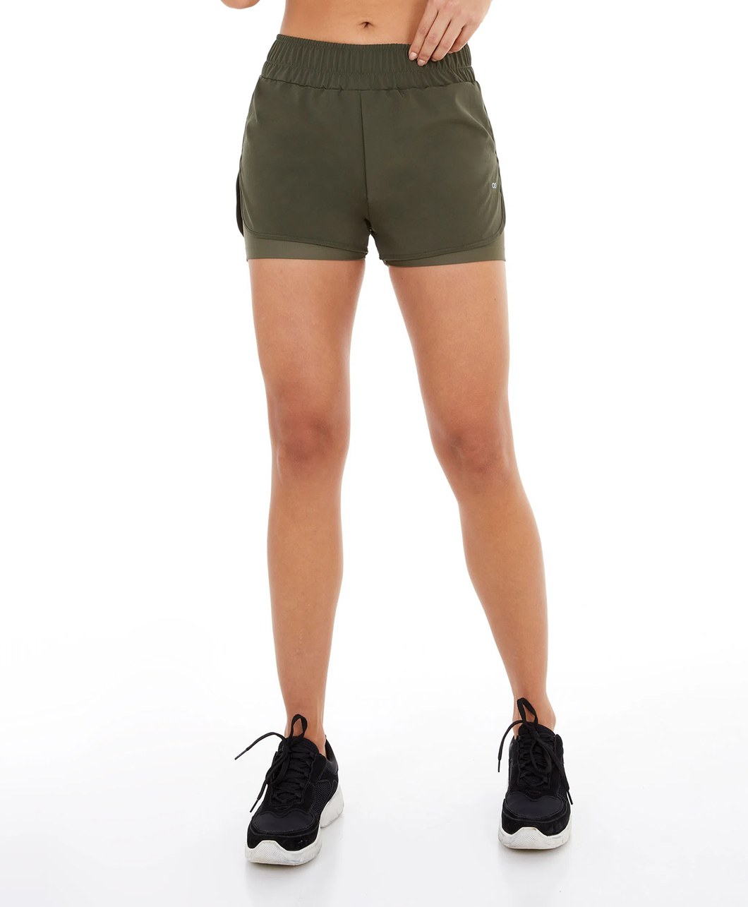 Shorts Tecnospan Abertura Lateral Verde Militar